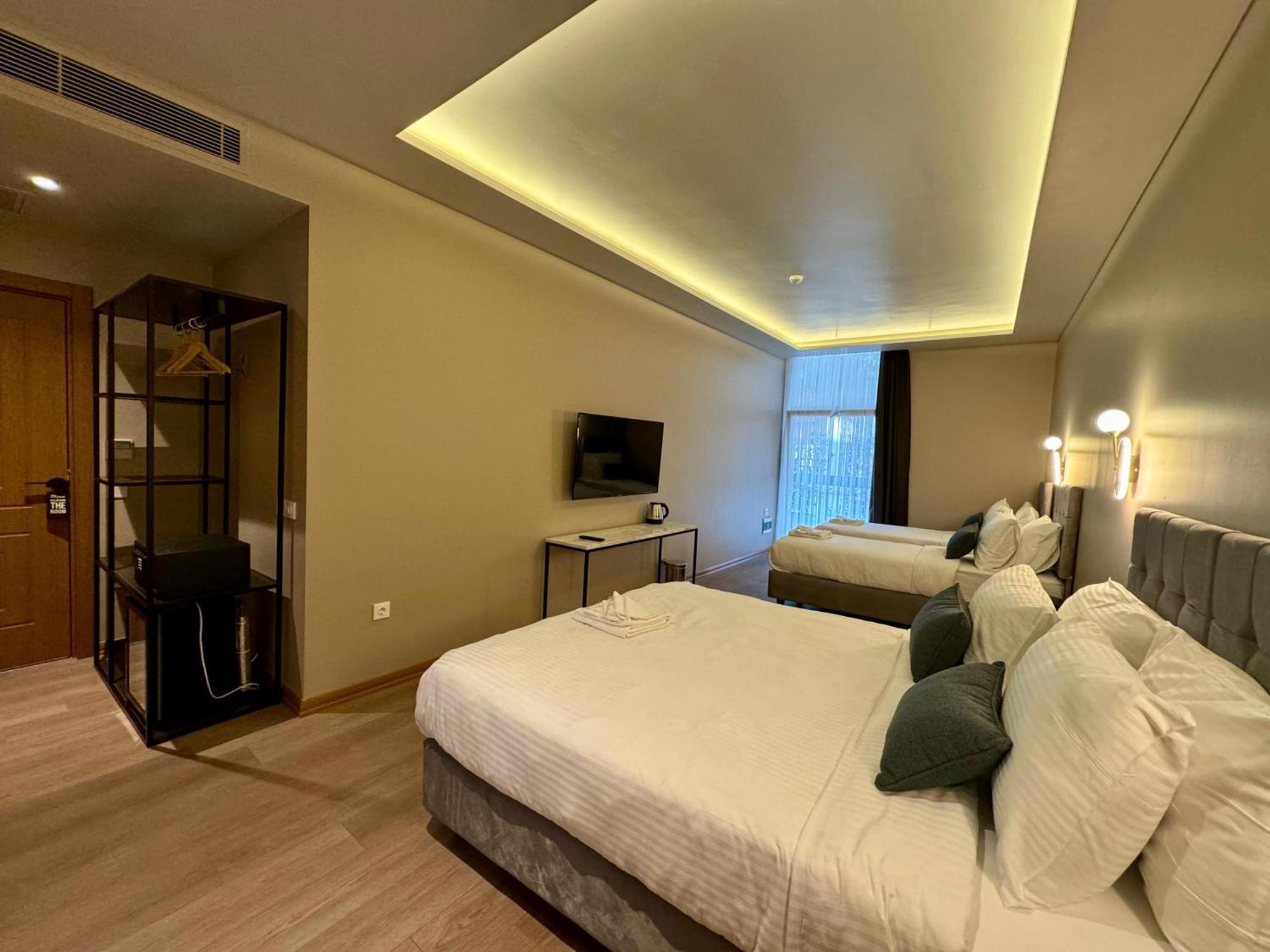 Weingart Suites Hotel Истанбул Екстериор снимка