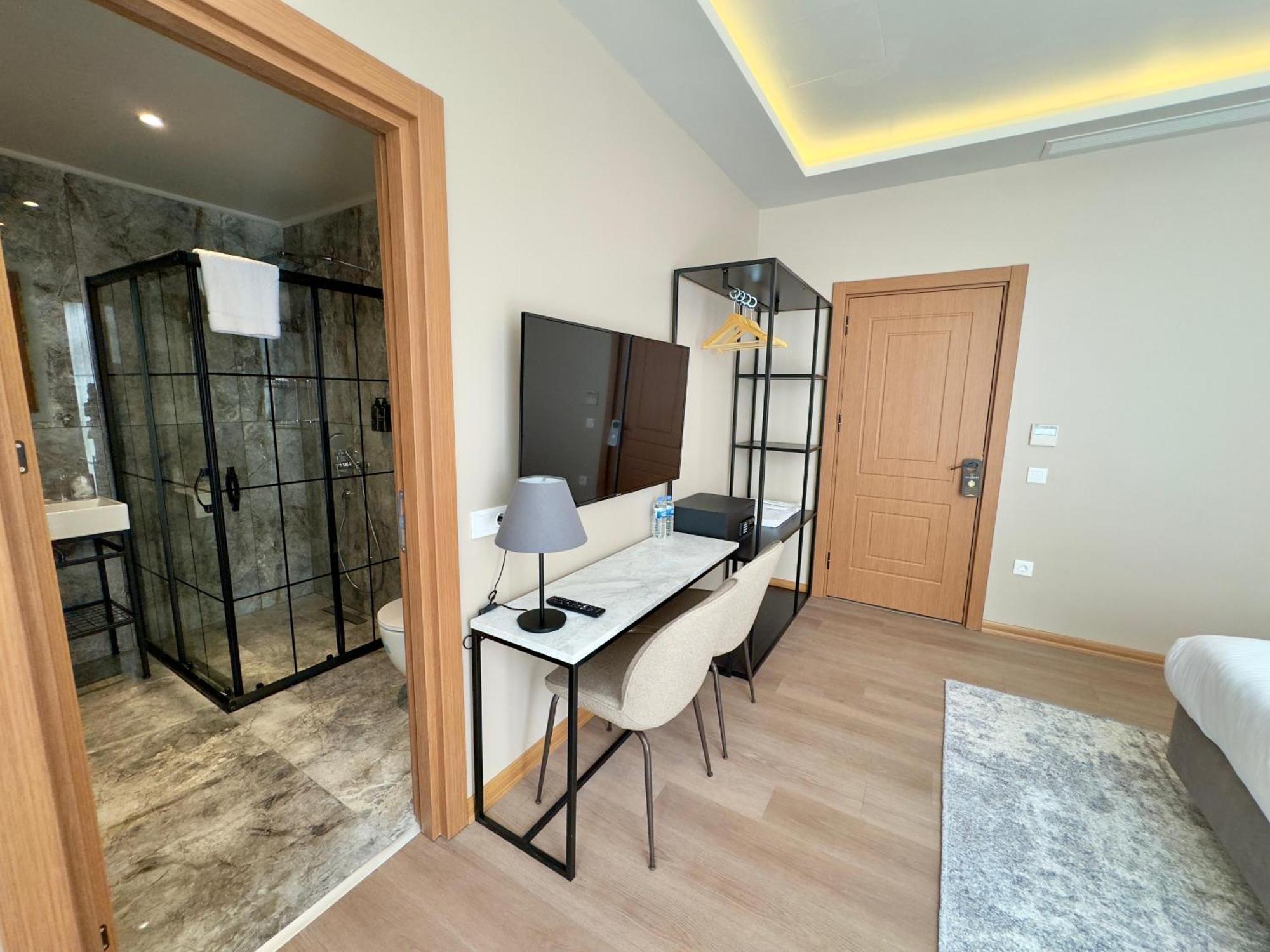 Weingart Suites Hotel Истанбул Екстериор снимка