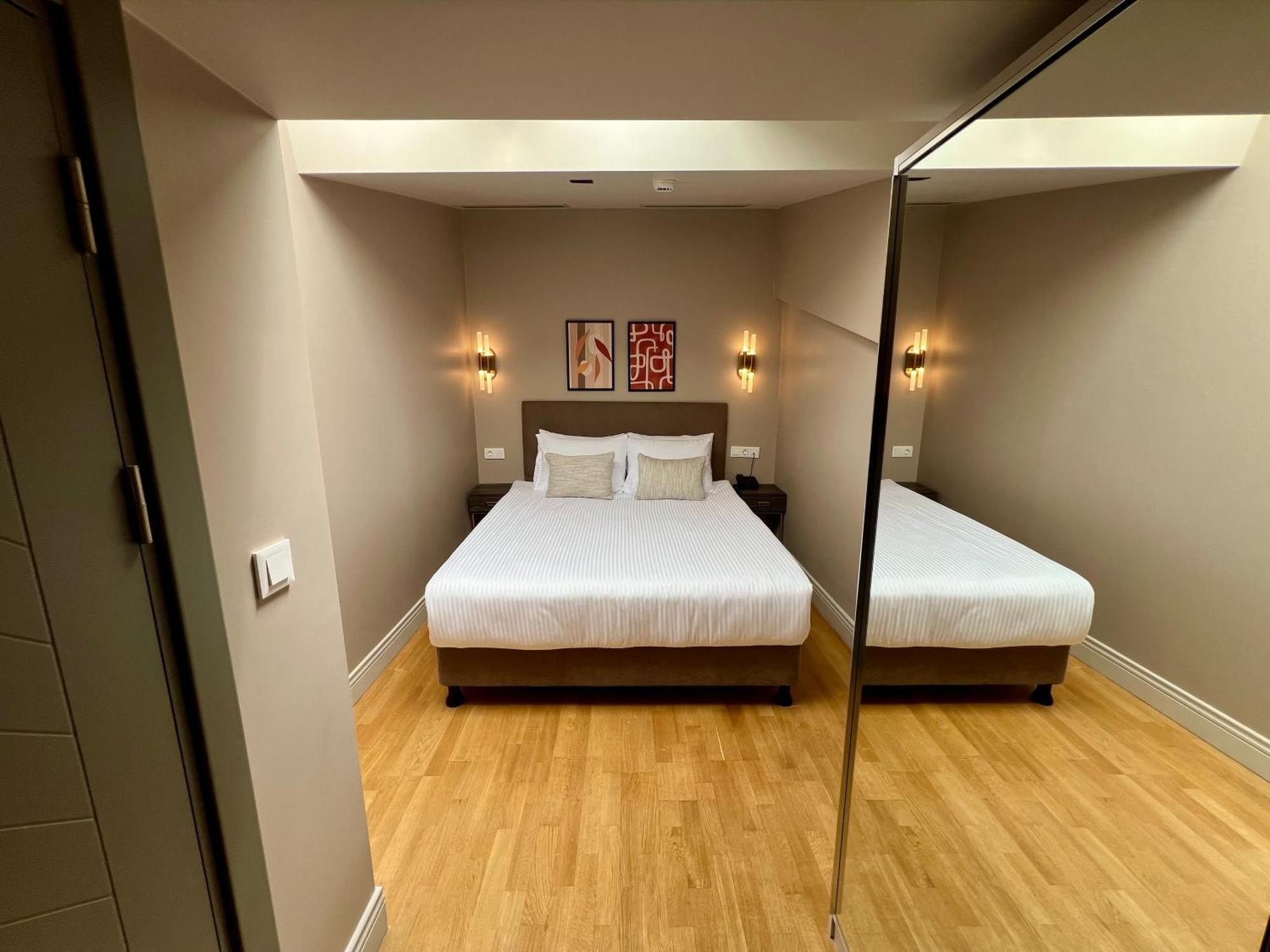 Weingart Suites Hotel Истанбул Екстериор снимка